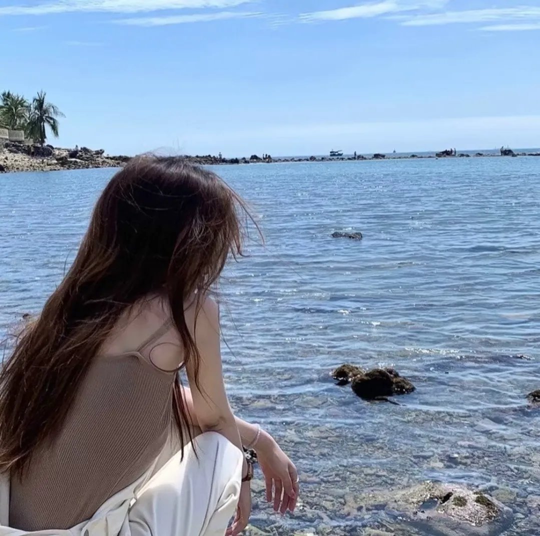 女恶魔人 海报